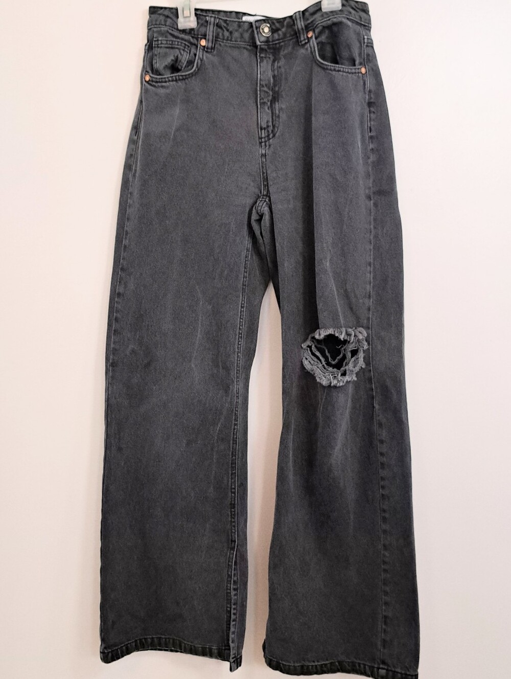 Bershka Women's Black High-Rise Wide Leg Jeans with Knee Distress